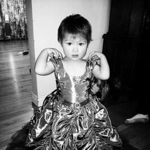 Meet your Posher, Iris